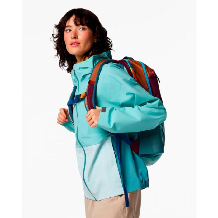 Cotopaxi Allpa 26L Daypack - Del Dia travel backpack